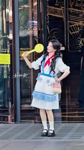 Bailu’s baker look for Keep Running😁 #bailu #shorts #viral