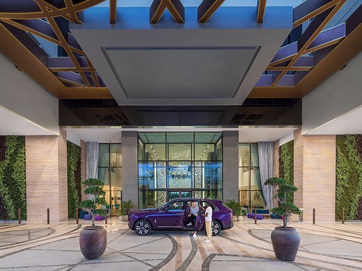 5-Star Beachfront Hotel on Palm Jumeirah | Andaz Dubai The Palm