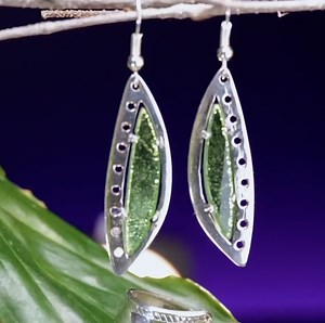 17K views · 84 reactions | Stunning earrings from ordinary silver spoons | 5-Minute Crafts Family | Facebook