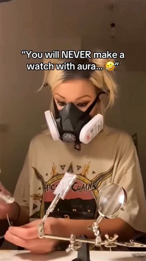 AI Dropshipping on Instagram: "Everyone’s testing random products… AI already knows what sells. While you scroll, AI is finding winners, building stores, and running ads for people. No warehouse. No guessing. No 9-5 energy. This is AI dropshipping. Work smarter or watch others win."