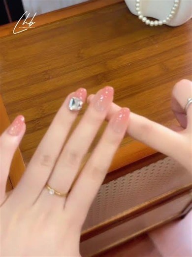 Peach Blush Gradient Starry Press On Nails | Sweet Daily Manicure