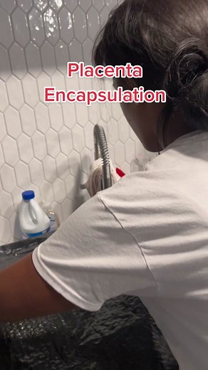 Placenta Encapsulation: A Natural Approach to Postpartum Recovery