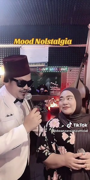 Nostalgic Music Vibes with P. Ramlee's Hits