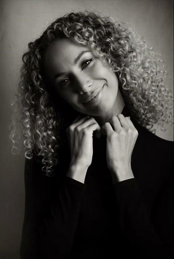 ❤️❤️ Leona Lewis. Bleeding love. ❤️❤️ Who remember this song from 90 ies ??