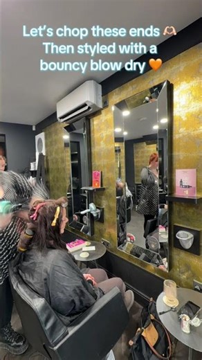 Bouncy blow dry sort of day 🫶🏻✨