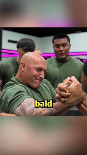 An intense competition between fitness influencers and U.S. Marines !