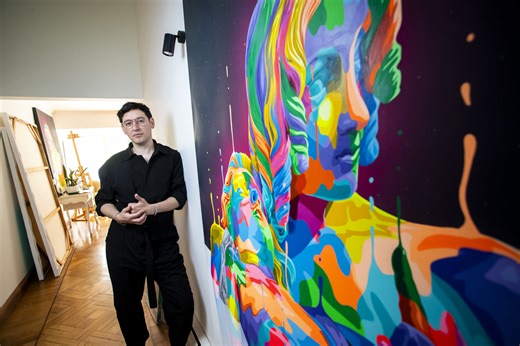 Dasic Fernández, el artista que pintó de colores la renovación peatonal del Paseo Bandera: "El hacerlo vehicular nuevamente es quitarle un regalo a la gente" | The Clinic