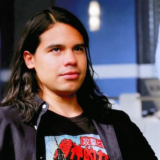 Let's train speedster style ⚡️ #theflash #barryallen #jessequick #shorts