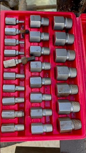 Multi-spline screw extractor set remove broken, damaged, or seized screws, bolts, or studs.