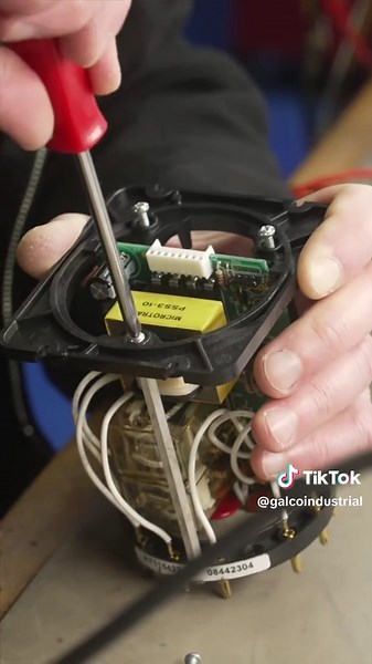 When downtime hits, access matters. Galco keeps VFDs, PLCs, HMIs, sensors, and power supplies in stock and ready to ship the same day. #industrialelectronics #electronics