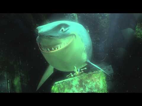 FINDING NEMO 3D Clip - 'Fish Are Friends'
