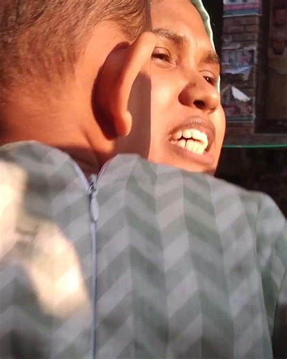 আমার সন্তানসহ,আওয়ামী লীগের পক্ষে কথা বলায় আমাকে আজকে জেলহাতে পাঠানো হলো