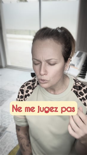 « Ne me jugez pas » Camille Lellouche Ça vous plaît ?! Dites moi en commentaire #nemejugezpas #camillelellouche #chanteuse #coachvocal #reelsvideoシ #reelsfypシ | Sonia Bricout