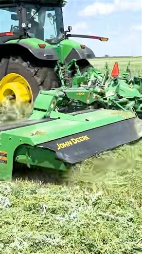 5.1K views · 75 reactions | #JohnDeere triple #mowerconditioner out on demo with the R990R rear-mount mower on the back and the F350R on the front of a 7R 250 #tractor. Cutting 30 feet of #alfalfa at 6.5-8 mph. #farm #farming #hay #hay24 #ranch | Leading Edge Equipment | Facebook
