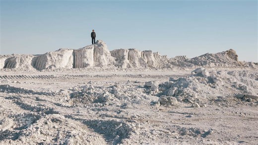 Farmer Spends 16 Years Studying Law to Take On Chemical Company Over Land Pollution