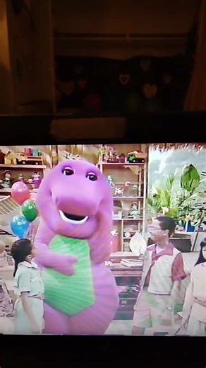 BERRY PEARL'S SILLY HAT MOMENT FROM BARNEY'S IMAGINATION ISLAND (VIDEO 2)