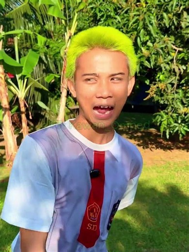 🤣👟⚽OMPED Bola Sama Sandal nya Nyangkut Di Atas Pohon 🌳
