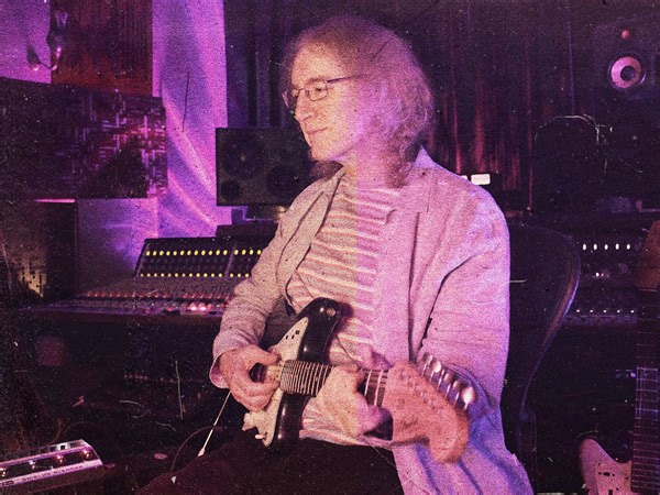 Kevin Shields Britpop was “pushed by the government”