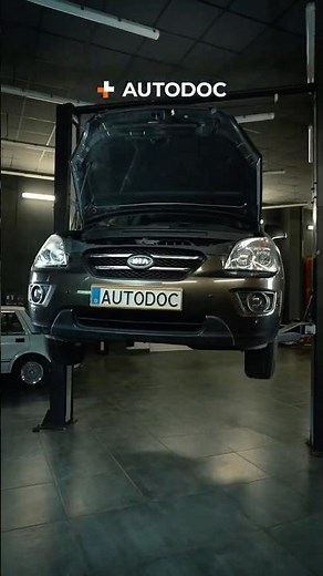 Engine oil change tricks you need to know! 🛠️🛢️ #lifehacks #mechanic #oil #engine