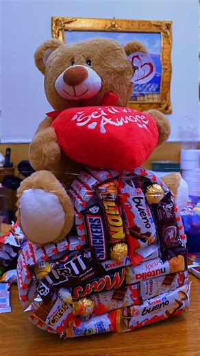 @Antonio Di Martino @Fantastico Moda @Carladefelice98 @Favola Di Marianeve Guida @michelapalumbo067 @tontonhamsik82 @Lisa de Luca @Acunzo Mena @alessiomatrone123 @annaizzo1717 @Amelia40 @CiroBalzano97 @Eventi Catering Beverage