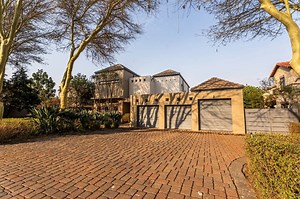 R 4 700 000 | 4 Bedroom House in Midstream Estate | Private Property