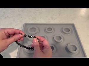 Stretch Bracelet Measuring Guide