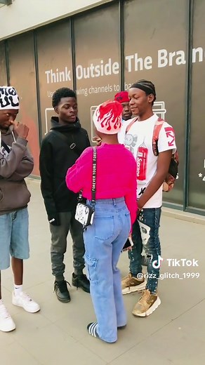 He kissed back no way 😭😭❗️ #rizz #rizzler rizz games #gameshow #trending #viralthisvideoo #rizzgod #makemefamous #explore #rizzz #public rizz videos #fypシ゚viral #fyp #foryou