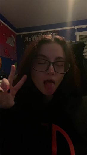 Succubus Amber 🖤🩸 (@amber.exe404)’s videos with Hi, I'm a Slut - Lil Mariko