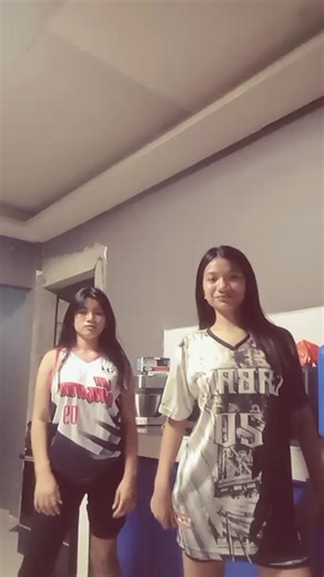 jacky (@_itsjacky_)’s videos with original sound - Team Chloe -