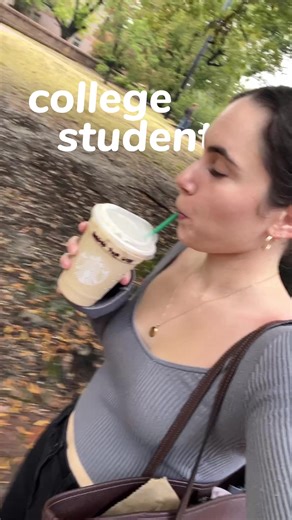 Early paydays. Free FICO access. No fees or minimums. All for FREE with a Langley Free Checking #checkingaccount #freechecking #earlypayday #langleyfcu