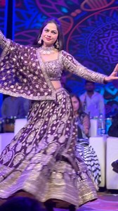 44K views · 657 reactions | #marriage #function #ahmedabad Beautiful Outfit by @rasam_bridal_studio_ ❤️ #event by @chaudhari4064 #mamtasoni #indianmarriage #marriagesong | Mamta R Soni | Facebook