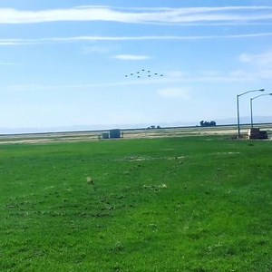 Welcome back CVW-17 ! Carrier Air Wing Seventeen, is a United States Navy aircraft carrier air wing based at Naval Air Station Lemoore, California. The air wing is attached to the aircraft carrier USS Nimitz. #flynavy #vfa94mightyshrikes Video seen on @batman_base | Defence Express