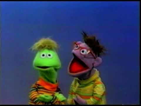 芝麻街 (Sesame Street) - First and Last (Mandarin Chinese, co-production)