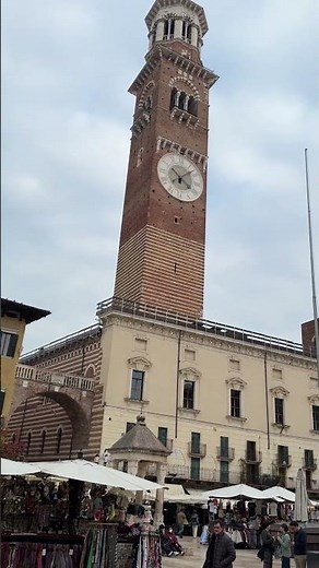 Piazza delle Erbe 🌿✨ #travel #voyage #art #culture #love #music #summer #nature #italy