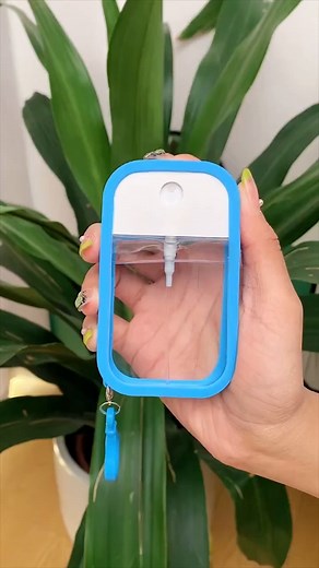 Temu Italia on Instagram: "Igiene e sicurezza sempre con te.🌹 I prezzi possono variare a seconda del momento e degli sconti disponibili. Visita il nostro sito o la nostra app per saperne di più su prezzi correnti e sconti. 🔗https://temu.to/m/ell03qtkin3 ⚡ Extra 100 coupon per i nuovi utenti dell'app con il codice #temuitalia #Temu #shoptemu​"
