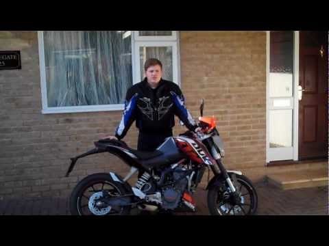 KTM Duke 125 - REVIEW