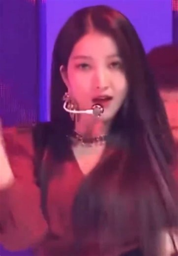 Better Me - GFRIEND Concert Highlights