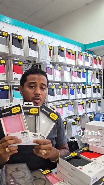 Samsung and iPhone: New Stylish Phone Cases