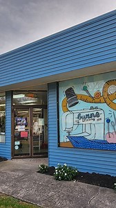 Have you found your creative community yet? We can be your place! Byrne Sewing hosts Sewing 201, a class where you can bring projects you're struggling with and get expert guidance. We are also hosting Midnight Makers again in December, you can join us from 6 to Midnight and find new friends, inspiration and creativity. We love bringing out crafty and creative community members together to learn and laugh, so join us! | Byrne Sewing