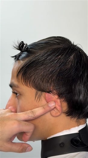 ali dashi on Instagram: "How to do horizontal, slightly diagonal forward graduation"