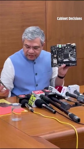 MeitY notifies Electronics Components Manufacturing Scheme. 🔹Strengthening India’s position as a global hub for electronics manufacturing 🔹Draft Guidelines Released for Stakeholder Feedback Read More: https://pib.gov.in/PressReleasePage.aspx?PRID=2120240 Credits: Ministry of Electronics & Information Technology, Government of India Ashwini Vaishnaw Dr.L.Murugan Press Information Bureau - PIB, Government of India All India Radio News DDNewsLive | Ministry of Information & Broadcasting, Governme