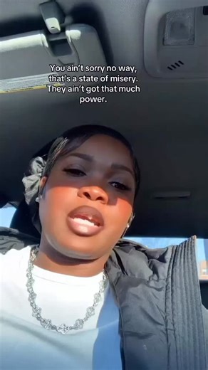 @ebags_100 on Instagram: "✌️🌹🌹🌹🌹🌹✌️"