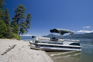 A Complete Guide to Pontoon Boat Sea Legs - Pontoon Spot