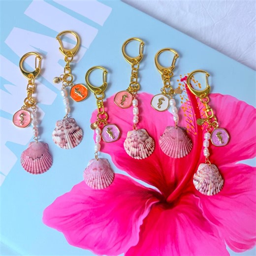 Seashell Pearl Keychain, Beach Bag Charm, Handmade Summer Accessory - Etsy