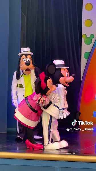 クラブマのミキミニイチャイチャシーンからしか得られない栄養素がある🥺💗 #ディズニー #ディズニーランド#disney #クラブマウスビート #クラビ