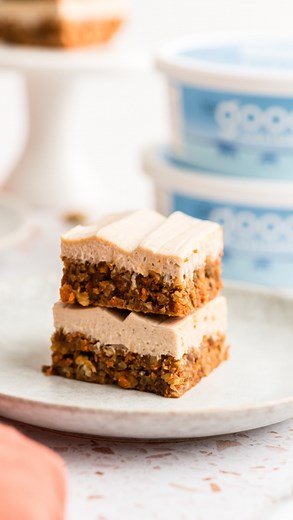 cream cheese carrot cake = a duo that just makes sense Carrot Cake Cream Cheese Bites Carrot Cake Layer Ingredients: 3 medium carrots 12 medjool dates, pitted 1.5 cups pecans halves 2 teaspoons cinnamon 1 teaspoon ground ginger Pinch of salt Cream Cheese Frosting Ingredients: 1 package Good Culture Cream Cheese, room temperature ¼ cup maple syrup ½ teaspoon cinnamon Pinch of salt Instructions: Slice carrots into smaller pieces, then add to a food processor and pulse until they resemble coarse sa