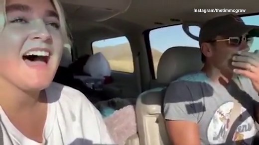 Tim McGraw sings incredible duet with his daughter Gracie