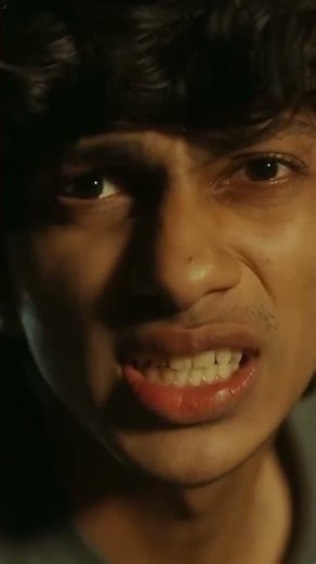 സ്വന്തം നാട്ടിലെ കുട്ടിടെ വീട്ടില് പാതിരാത്രി ഇഷ്ടം പറയാൻ പോകുന്നത് മാസ്സ് അല്ലെ