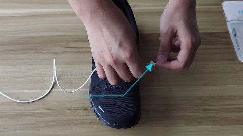 1/10" (2.5mm) Elastic Thin Shoe Laces, Silicone Head Stretchy Round Bungee Shoelaces Replacement Speed Laces for Sneaker, Stretch Shoe Strings Tieless (White 02, 28''/70cm)