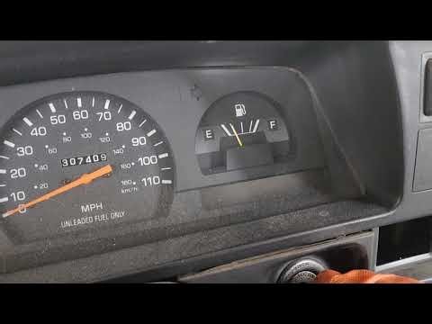How to flash codes for a check engine light 1994 Toyota